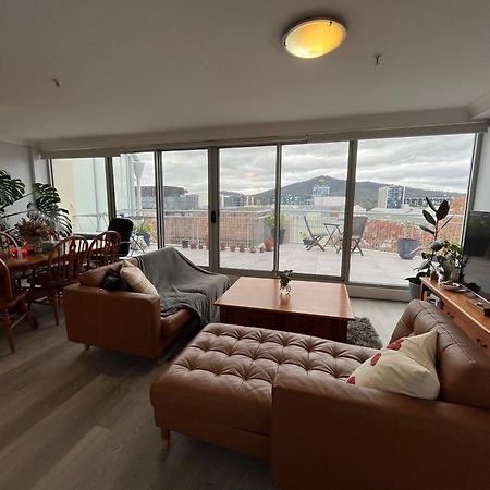 Private Room With Ensuite In The Cbd Canberra Eksteriør bilde