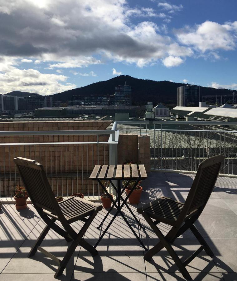 Private Room With Ensuite In The Cbd Canberra Eksteriør bilde