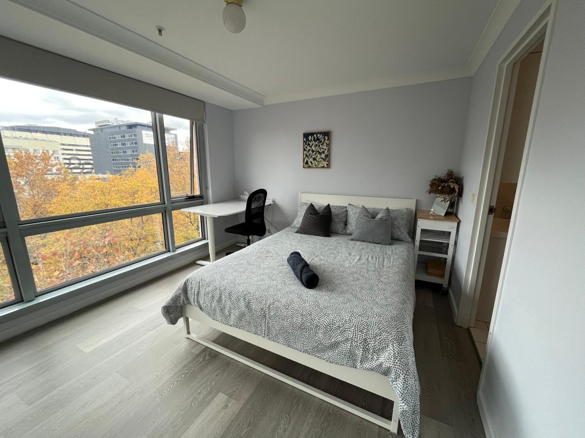Private Room With Ensuite In The Cbd Canberra Eksteriør bilde