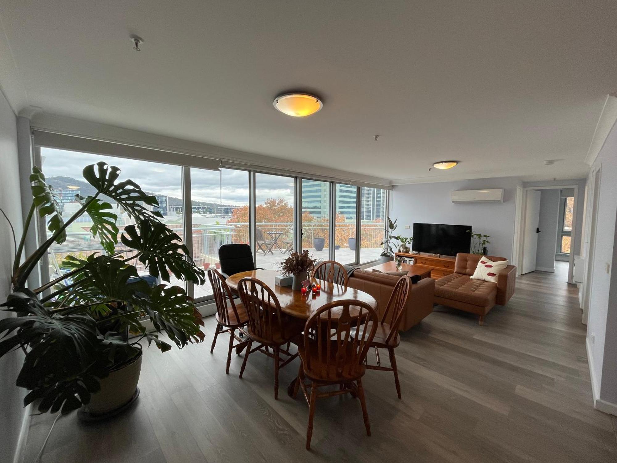 Private Room With Ensuite In The Cbd Canberra Eksteriør bilde